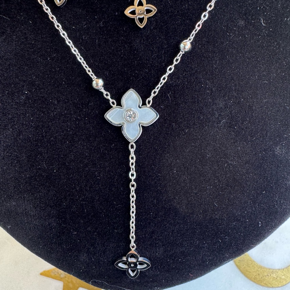 Stainless Steel Layered Necklace with Pendant and Beads - Picture 2 of 6